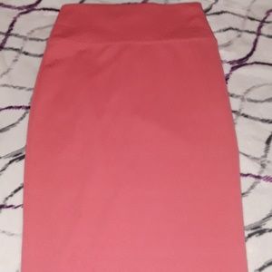 Skirt with slit in the back